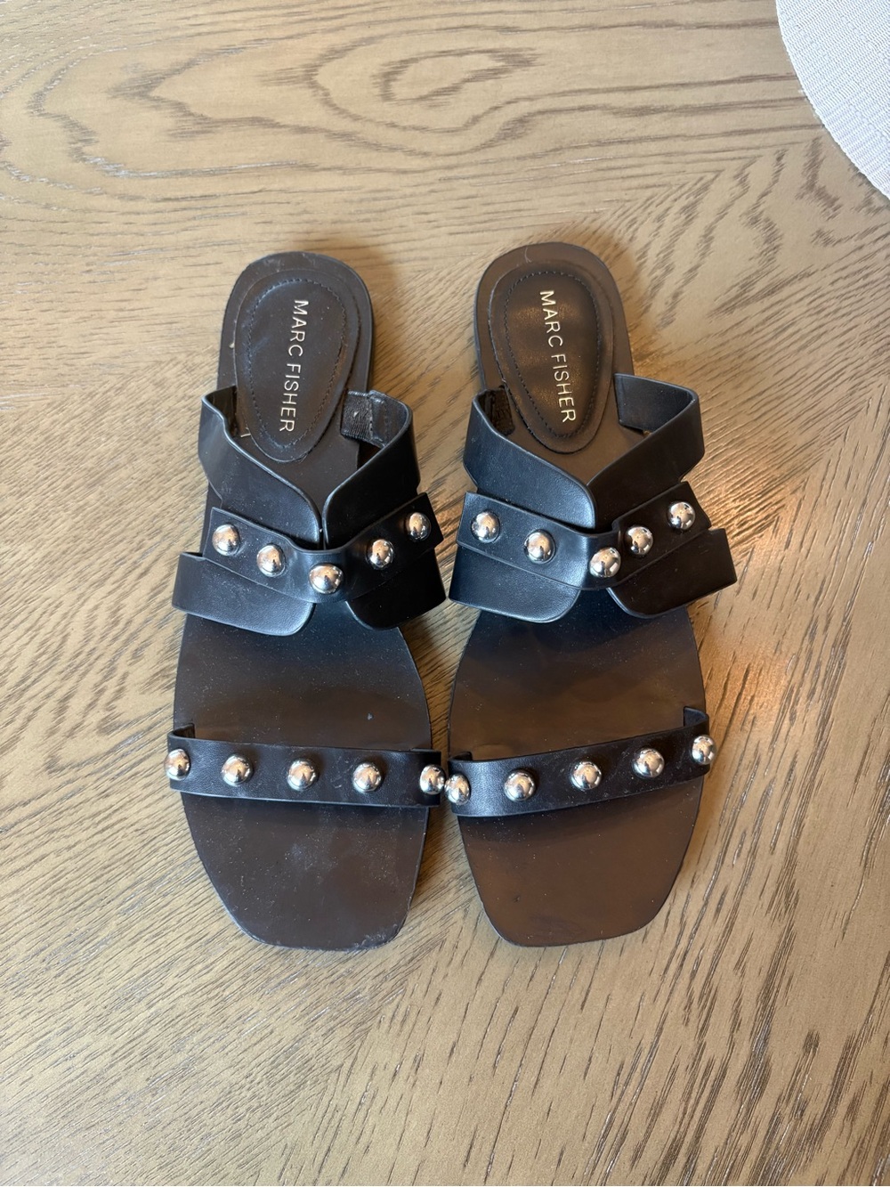 ❤️ Marc Fisher Black studded sandals